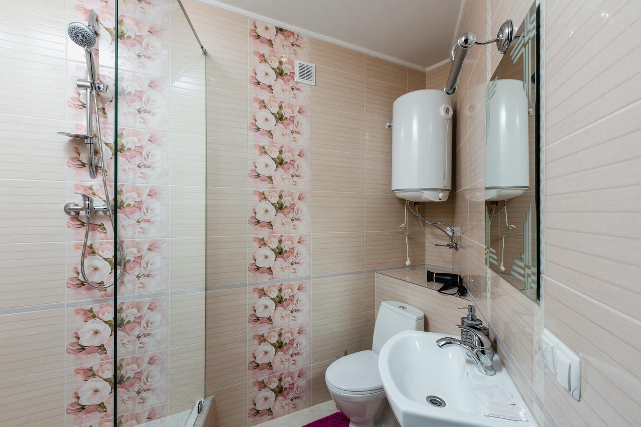 Nadobu Hotel Roshe Киев Экстерьер фото